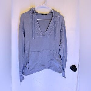 Forever 21 Light Gray Hooded Sweater